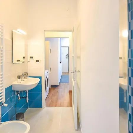 Lägenhet 1 Bedroom Gorgeous Apartment In Rapallo